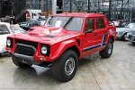 280px-Lamborghini_LM002_Gen1_Type129_1986-1993_1988_frontleft_2013-03-17_U.JPG