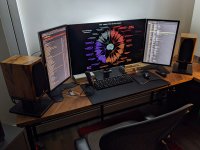 desk_close_sml.jpg desk_close_sml.jpg